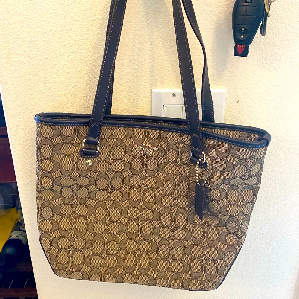 Original style coach purse